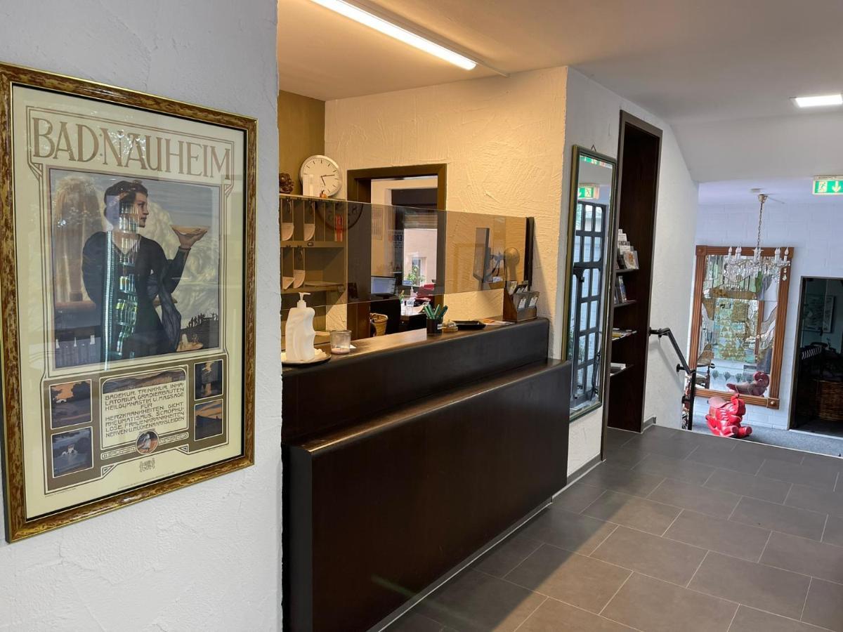 באד נאוהיים Hotel Brunnenhof מראה חיצוני תמונה