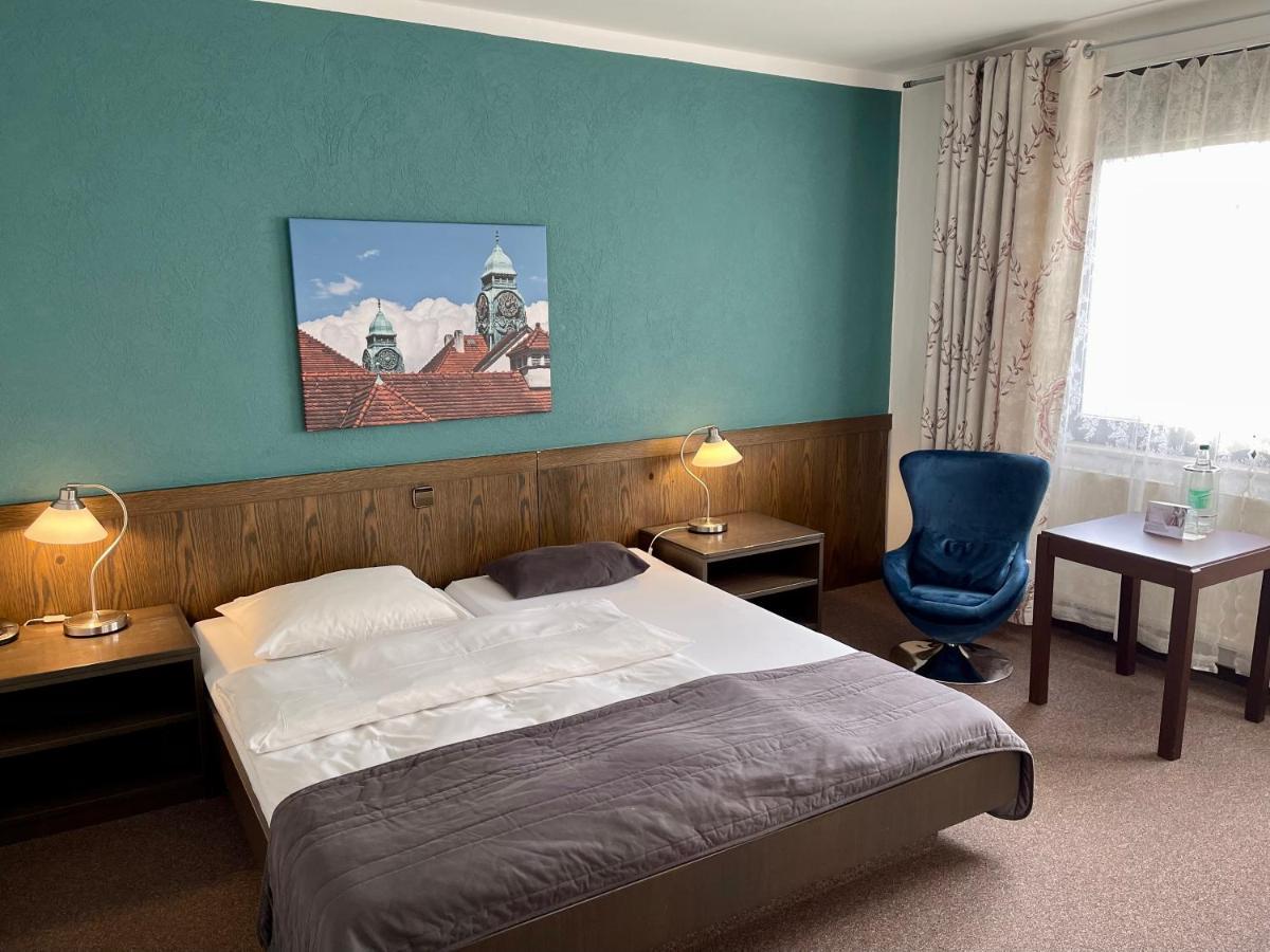 באד נאוהיים Hotel Brunnenhof מראה חיצוני תמונה
