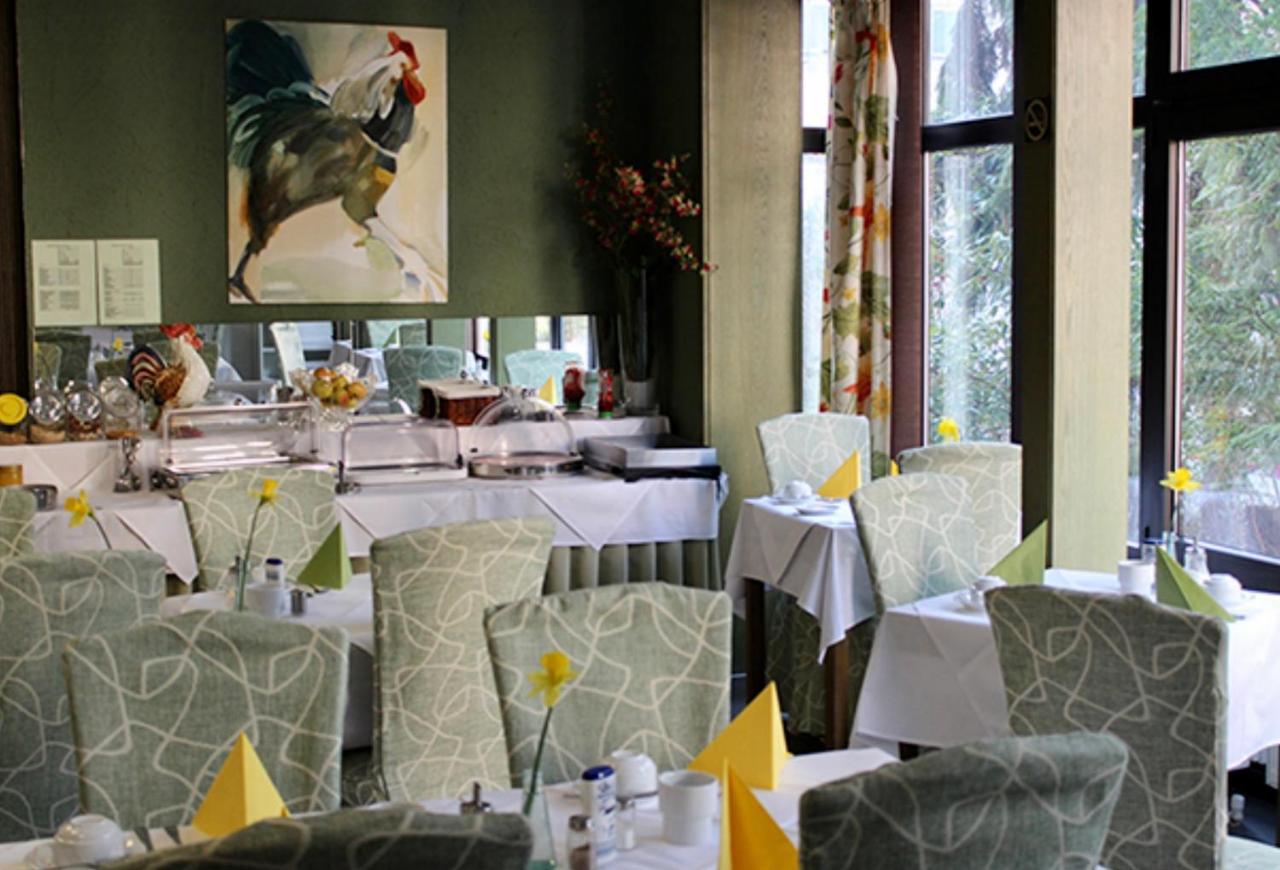 באד נאוהיים Hotel Brunnenhof מראה חיצוני תמונה