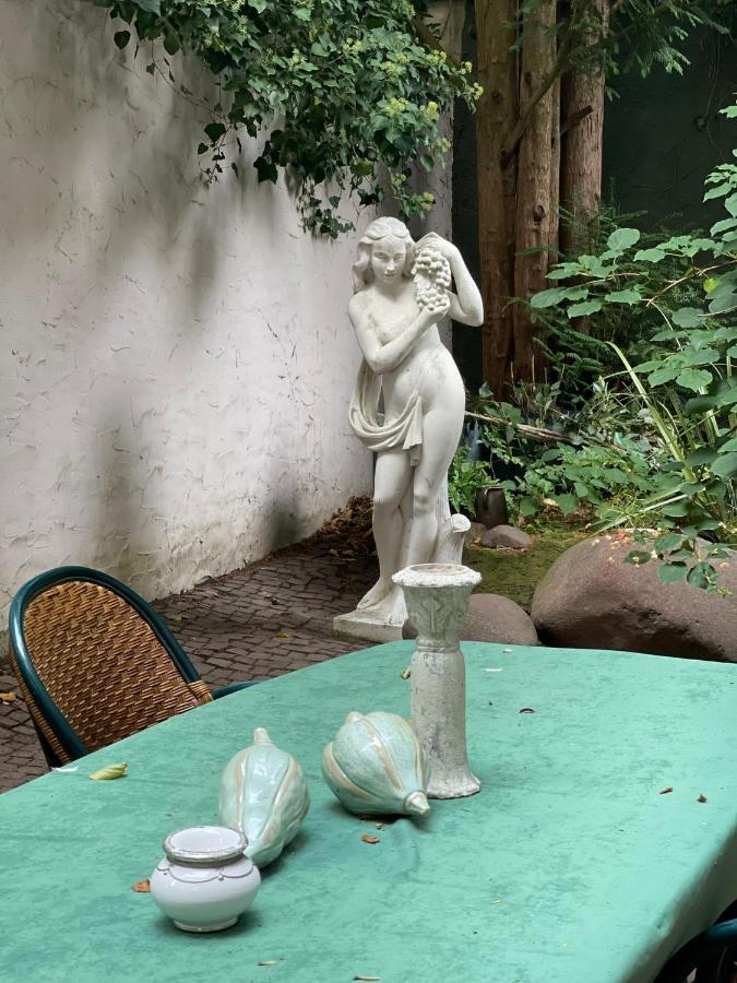 באד נאוהיים Hotel Brunnenhof מראה חיצוני תמונה