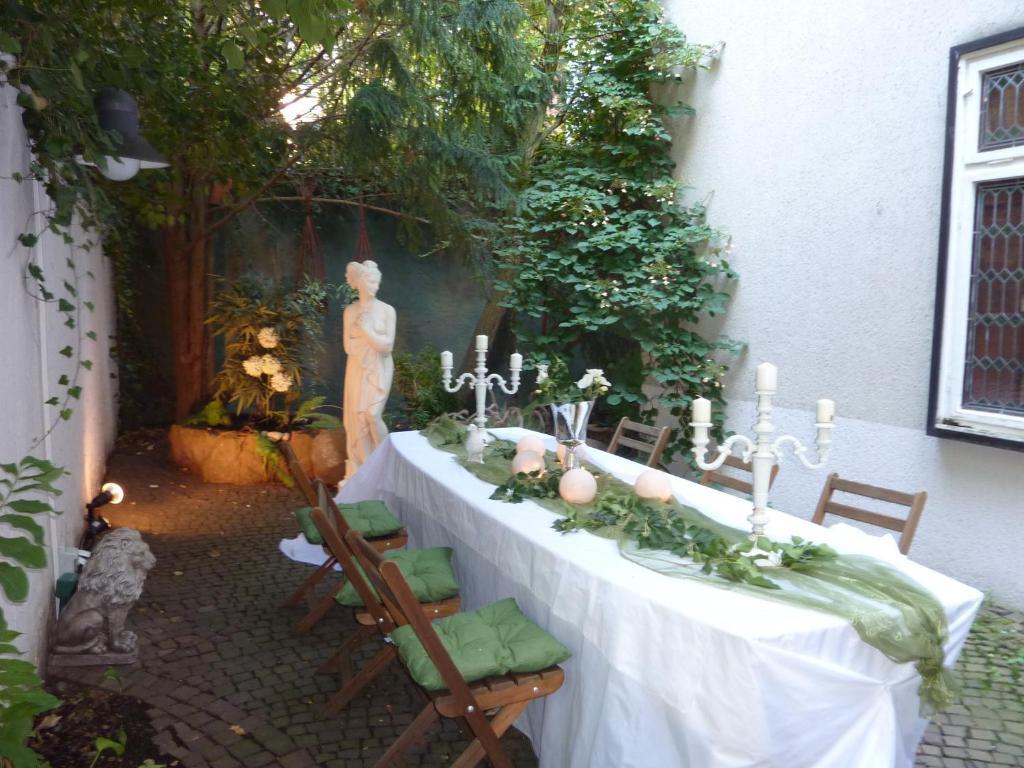 באד נאוהיים Hotel Brunnenhof מראה חיצוני תמונה